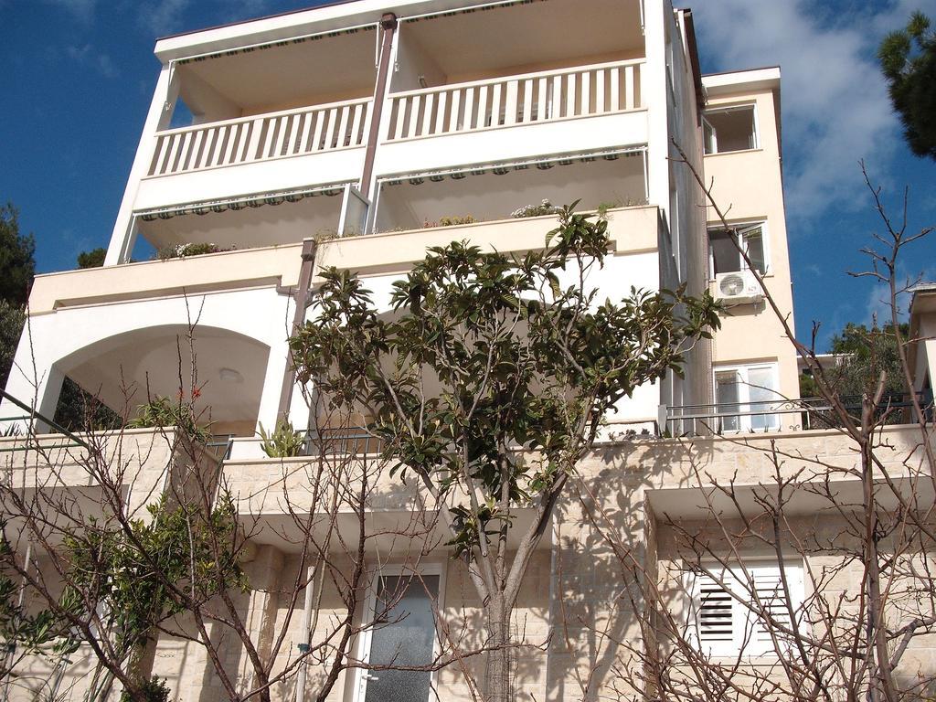 Apartments Davor & Marija Sosic Brela Exterior photo